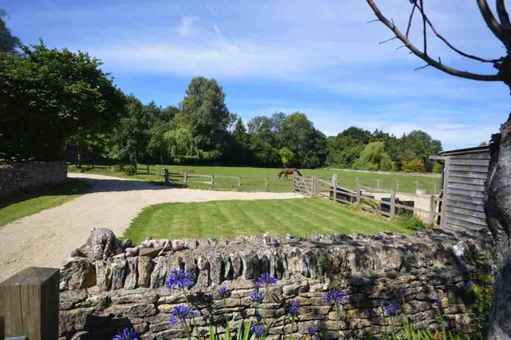 Apartament The Old Manor Coach House Cirencester Zewnętrze zdjęcie
